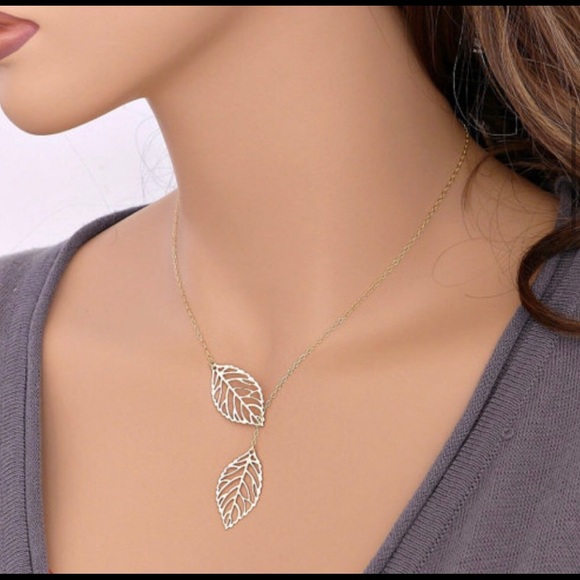 Silver Double Leaf Delicate Necklace - Picture 2 of 4